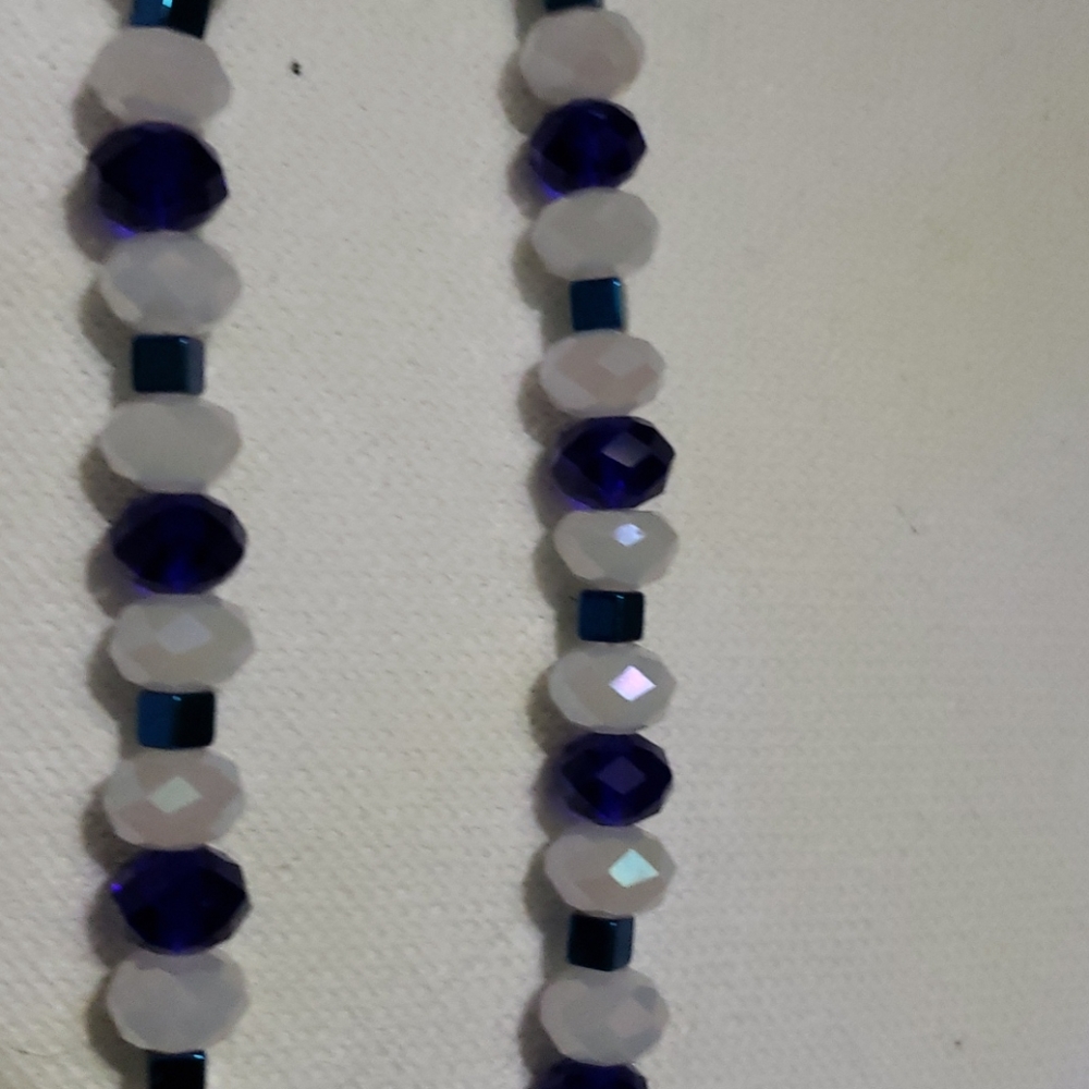 Necklace - Picture 3 of 4